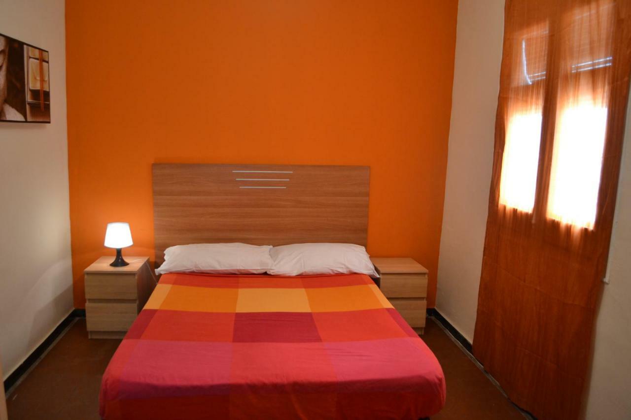 Sleeping Inn Barcelona Bagian luar foto