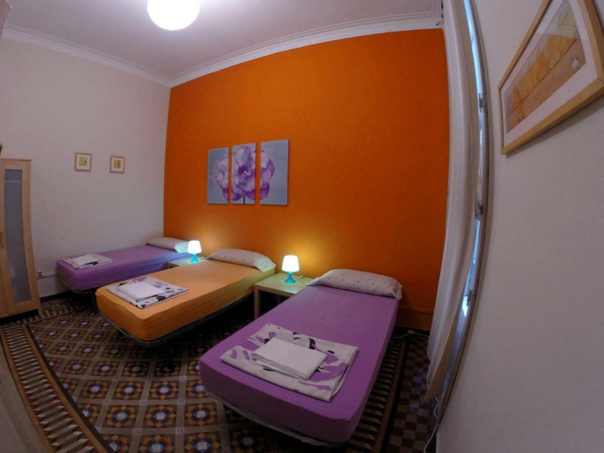 Sleeping Inn Barcelona Bagian luar foto